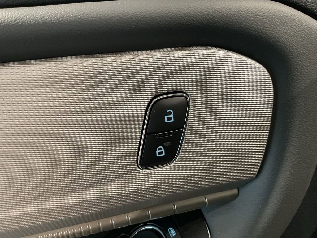 New 2026 Ford Explorer Active w/ Active Comfort Package image 11