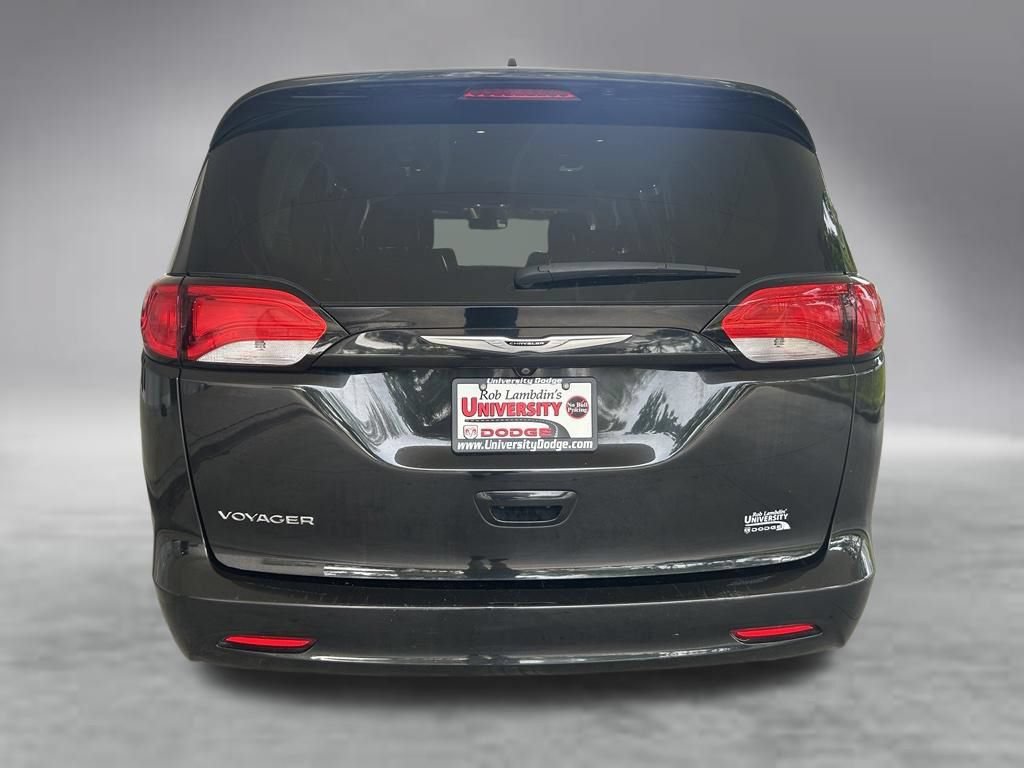 Used 2021 Chrysler Voyager Lxi FWD image 29