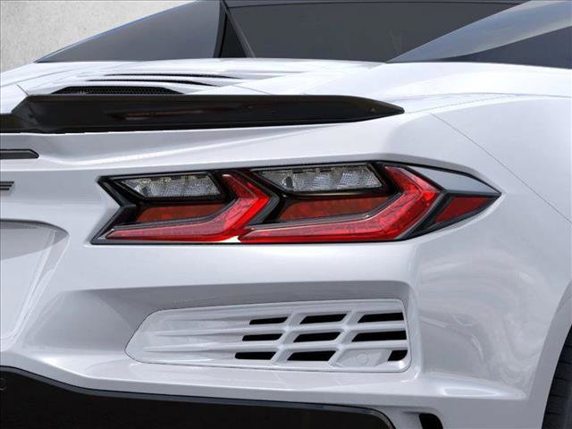 New 2025 Chevrolet Corvette E-Ray image 11