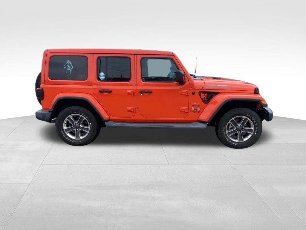 Used 2019 Jeep Wrangler Unlimited Sahara AWD/4WD image 11