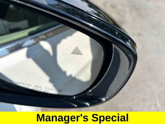Used 2024 Chrysler Pacifica Touring-L FWD image 54