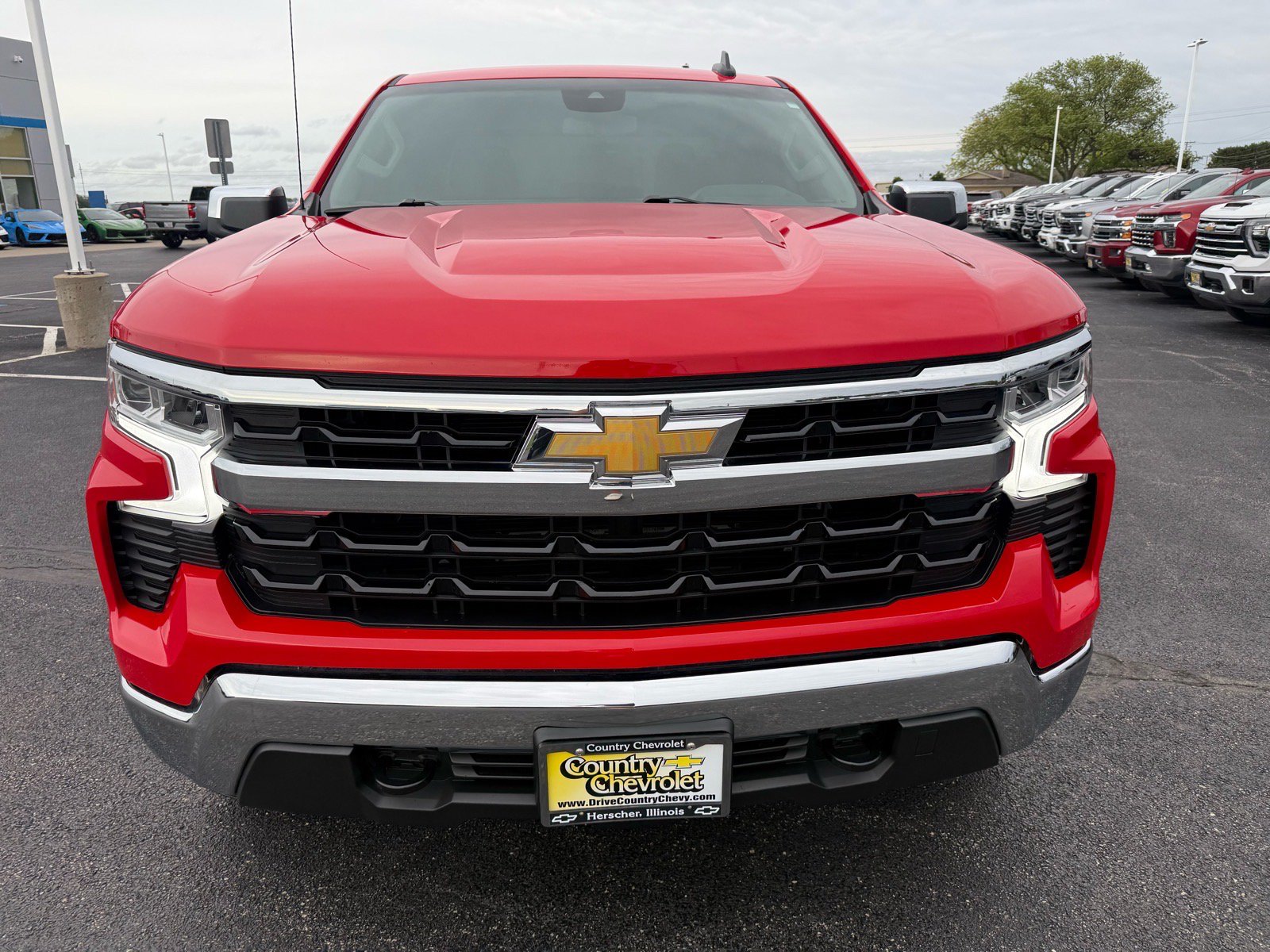 Used 2023 Chevrolet Silverado 1500 LT AWD/4WD image 8