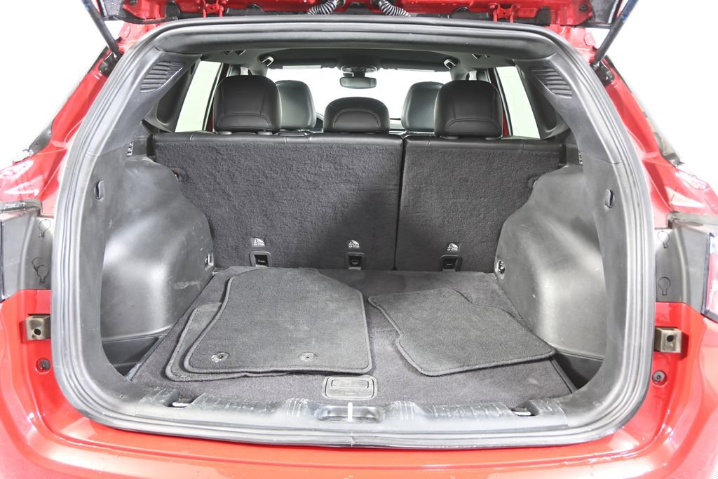 Used 2024 Jeep Compass Latitude image 16