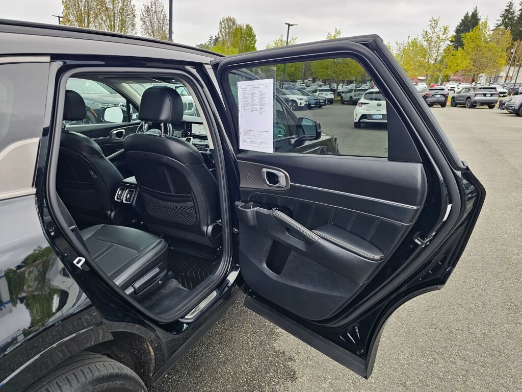 Used 2021 Kia Sorento SX AWD/4WD image 28