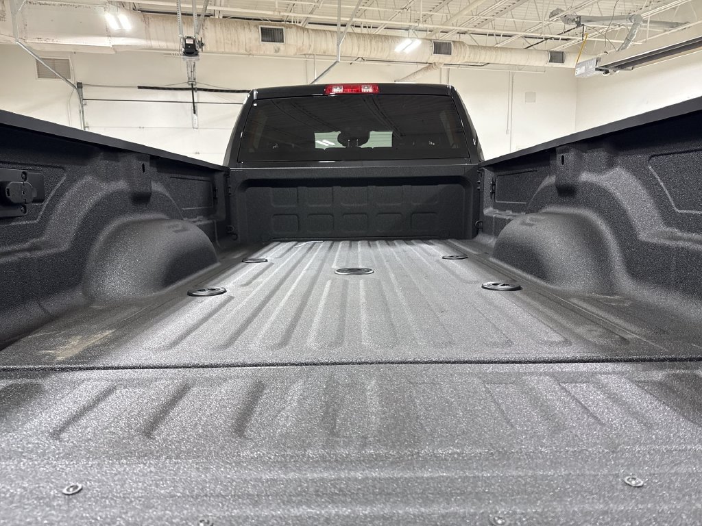 New 2026 RAM 3500 Big Horn AWD/4WD image 24