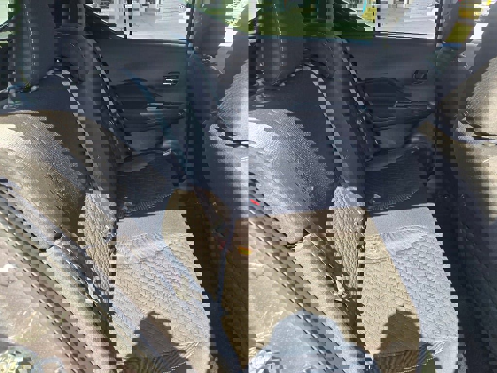 Used 2023 Nissan Kicks SV image 10