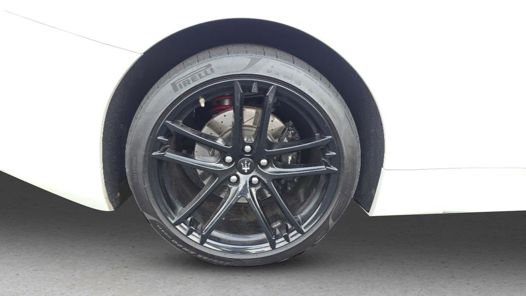 Used 2018 Maserati GranTurismo Sport image 21