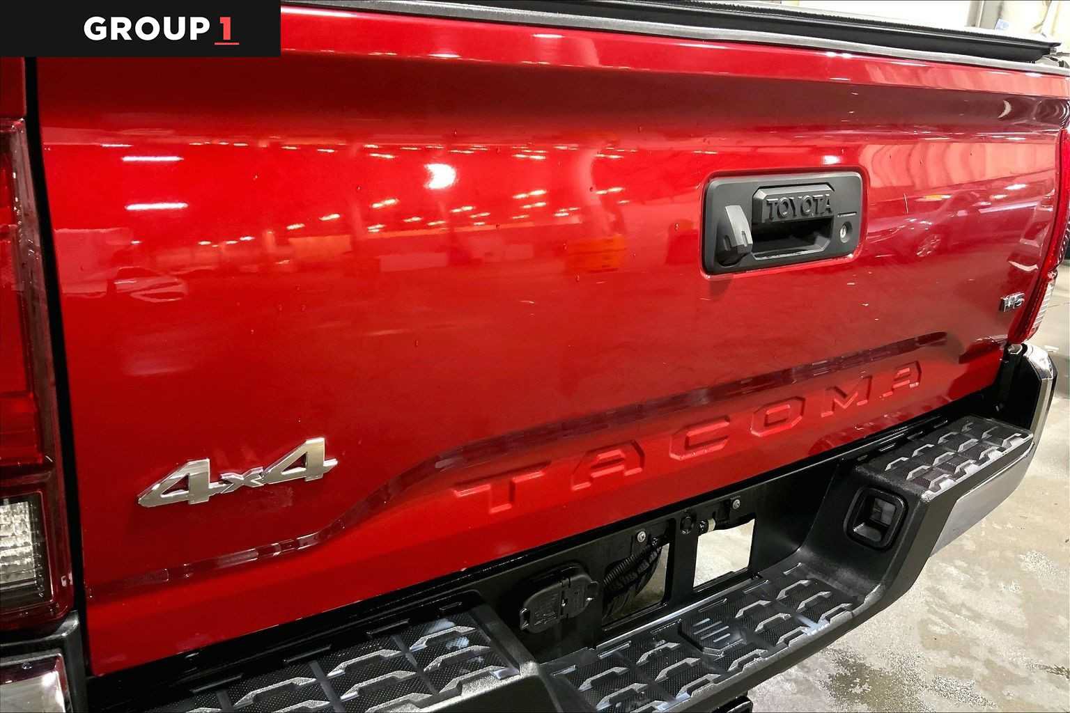 Certified 2021 Toyota Tacoma SR5 AWD/4WD image 31