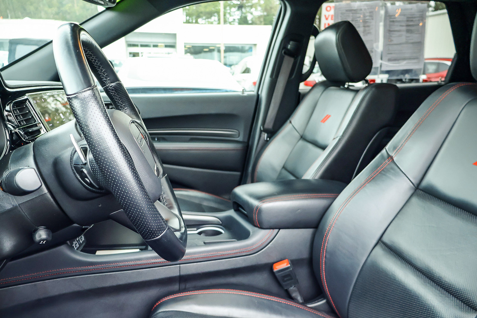 Used 2024 Dodge Durango GT RWD image 14