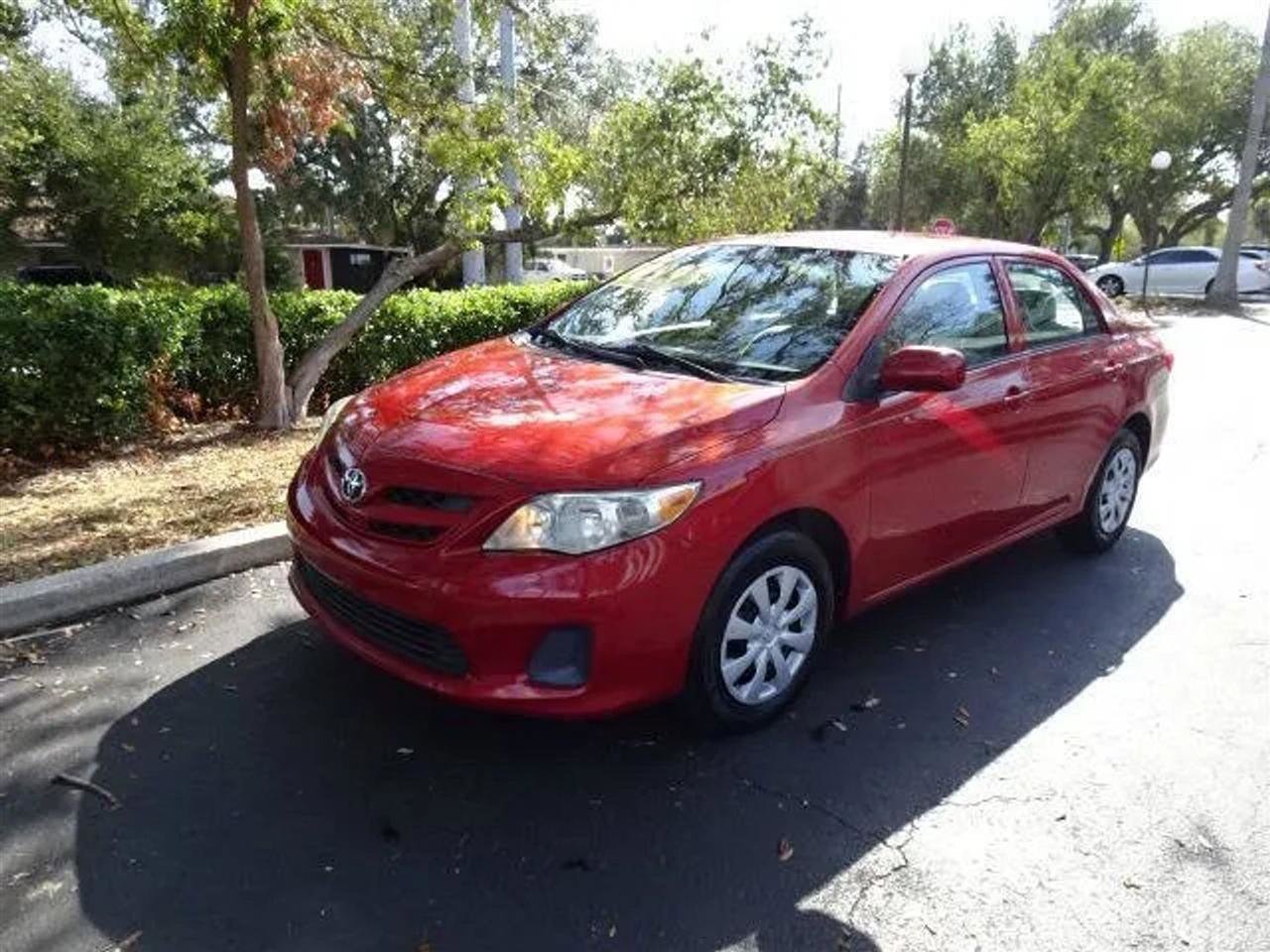 Used 2013 Toyota Corolla L image 3