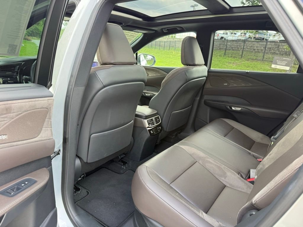Certified 2023 Lexus RX 350 w/ Cold Area Package AWD/4WD image 28