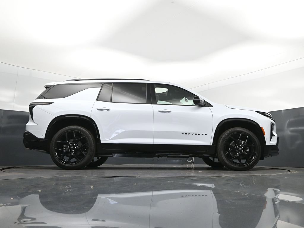 New 2026 Chevrolet Traverse RS FWD image 24