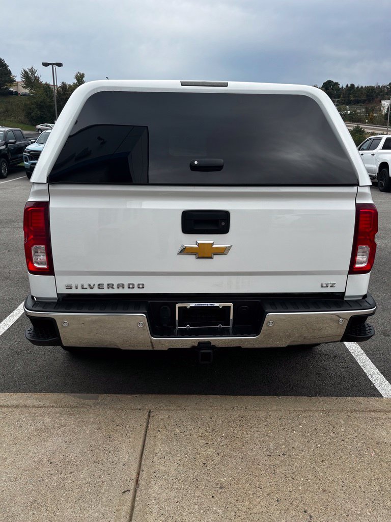 Used 2017 Chevrolet Silverado 1500 LTZ w/ Sport Package AWD/4WD image 4