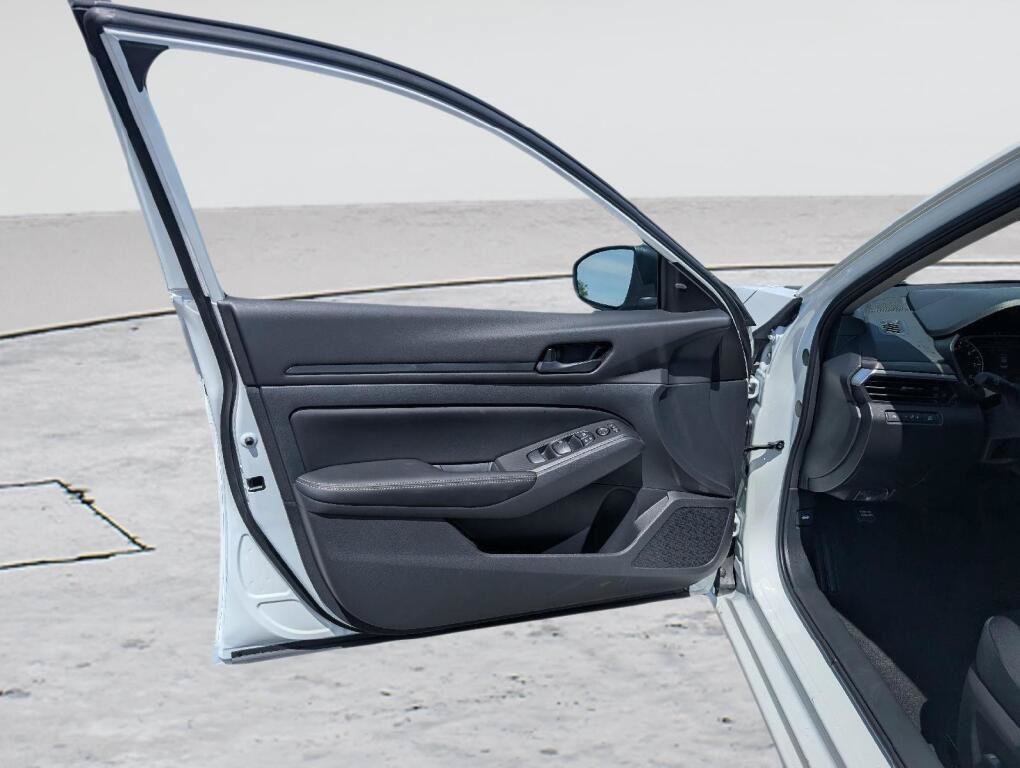 New 2026 Nissan Altima 2.5 SV FWD image 6