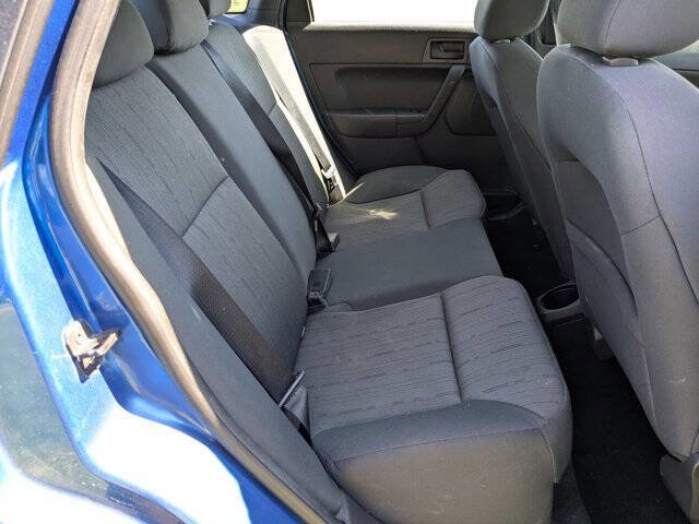 Used 2010 Ford Focus SE FWD image 28