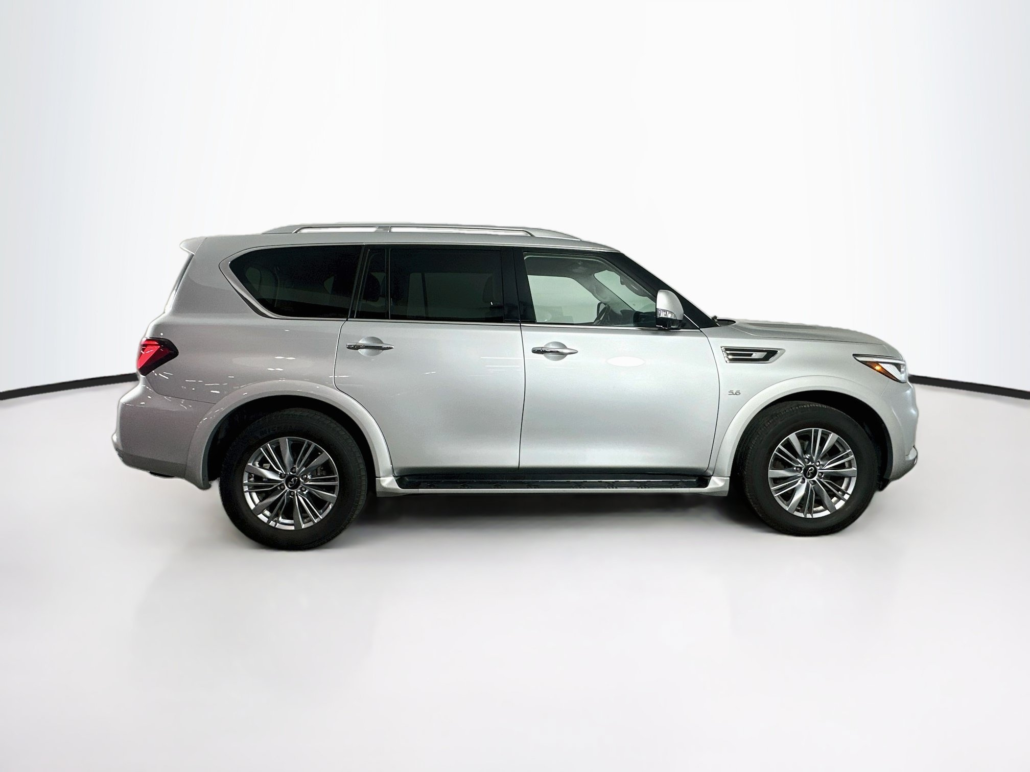 Used 2019 INFINITI QX80 Luxe w/ Proassist Package RWD image 10