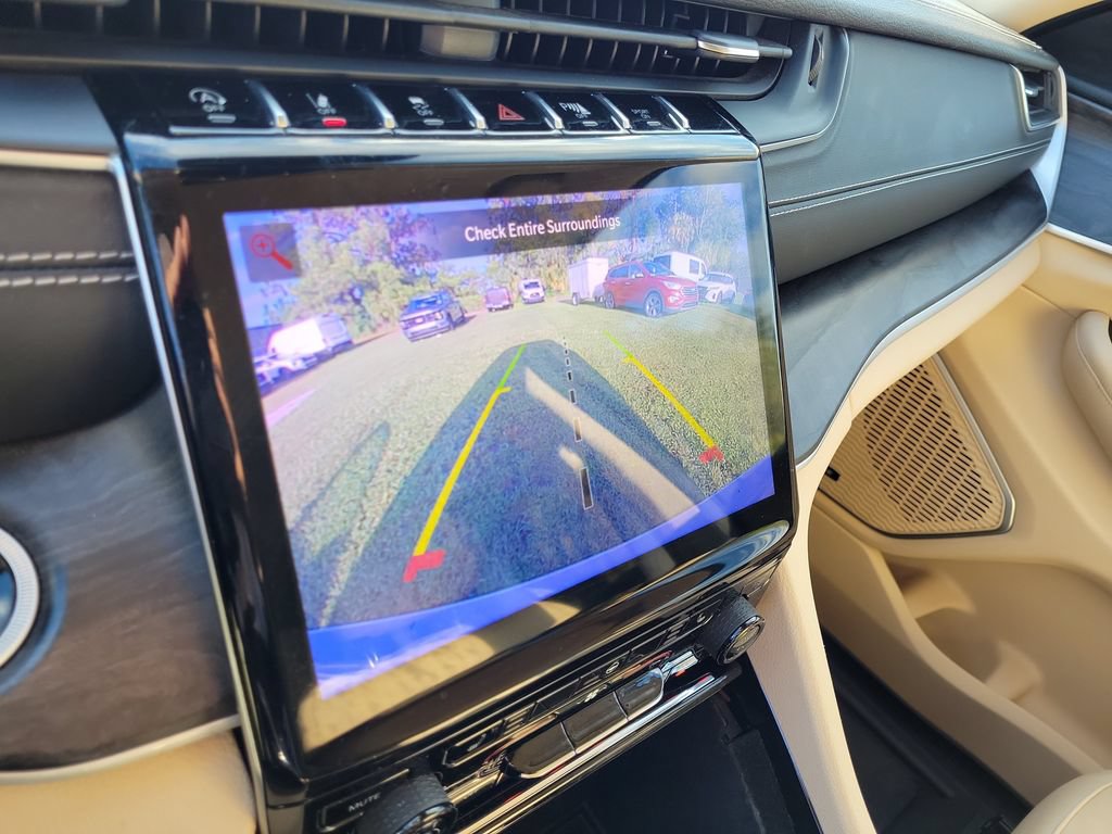 Used 2022 Jeep Grand Cherokee Limited RWD image 37