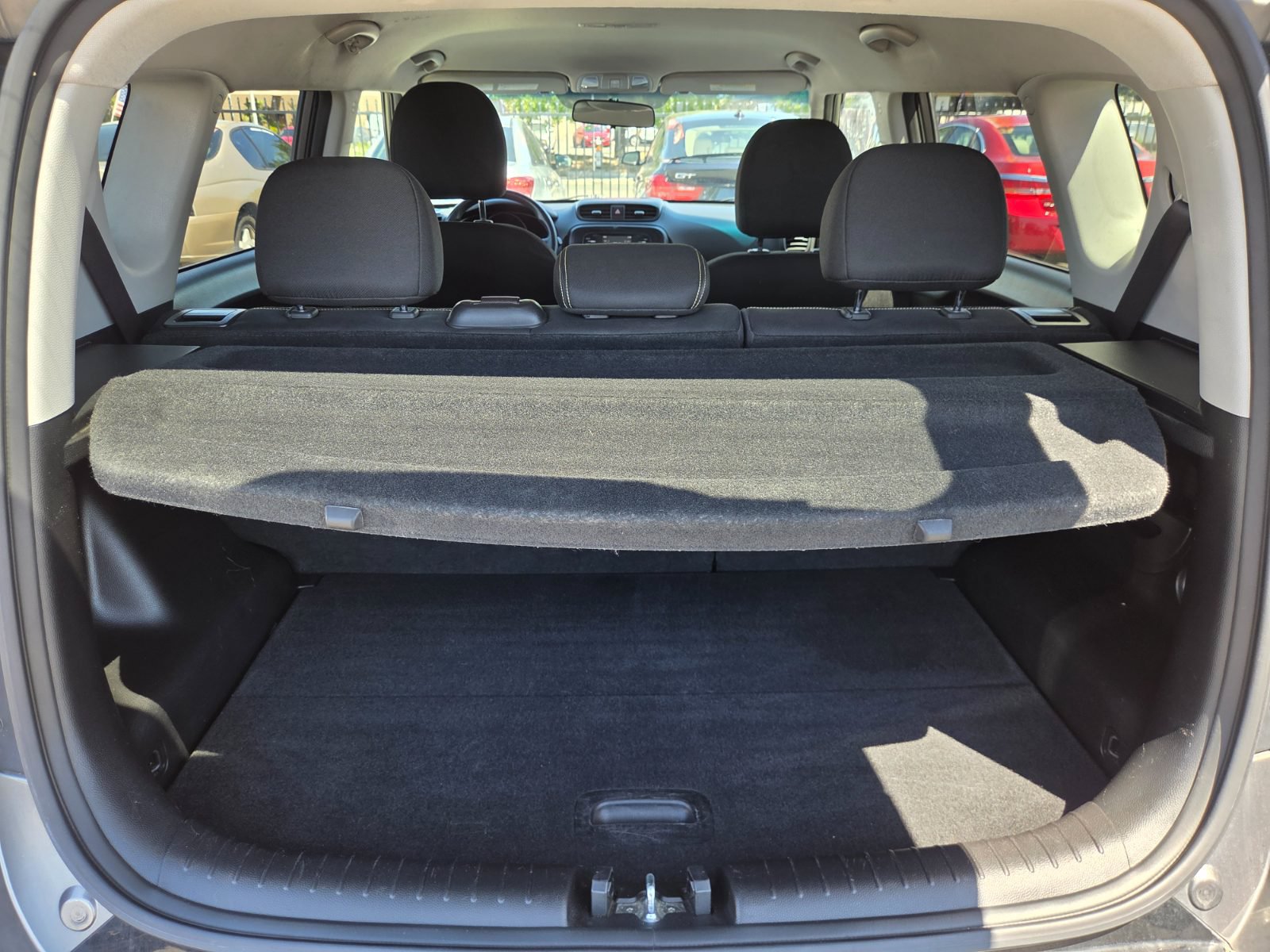 Used 2016 Kia Soul + FWD image 11