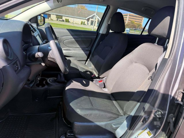 Used 2019 Nissan Versa S FWD image 16