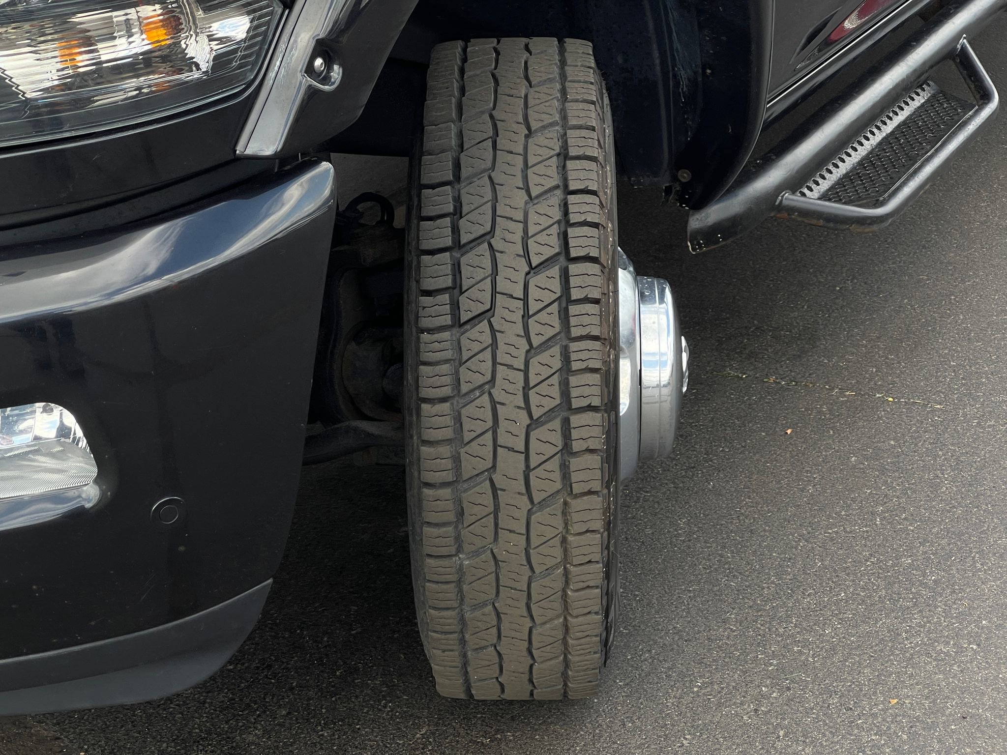 Used 2018 RAM 3500 Big Horn w/ Sport Appearance Group AWD/4WD image 32