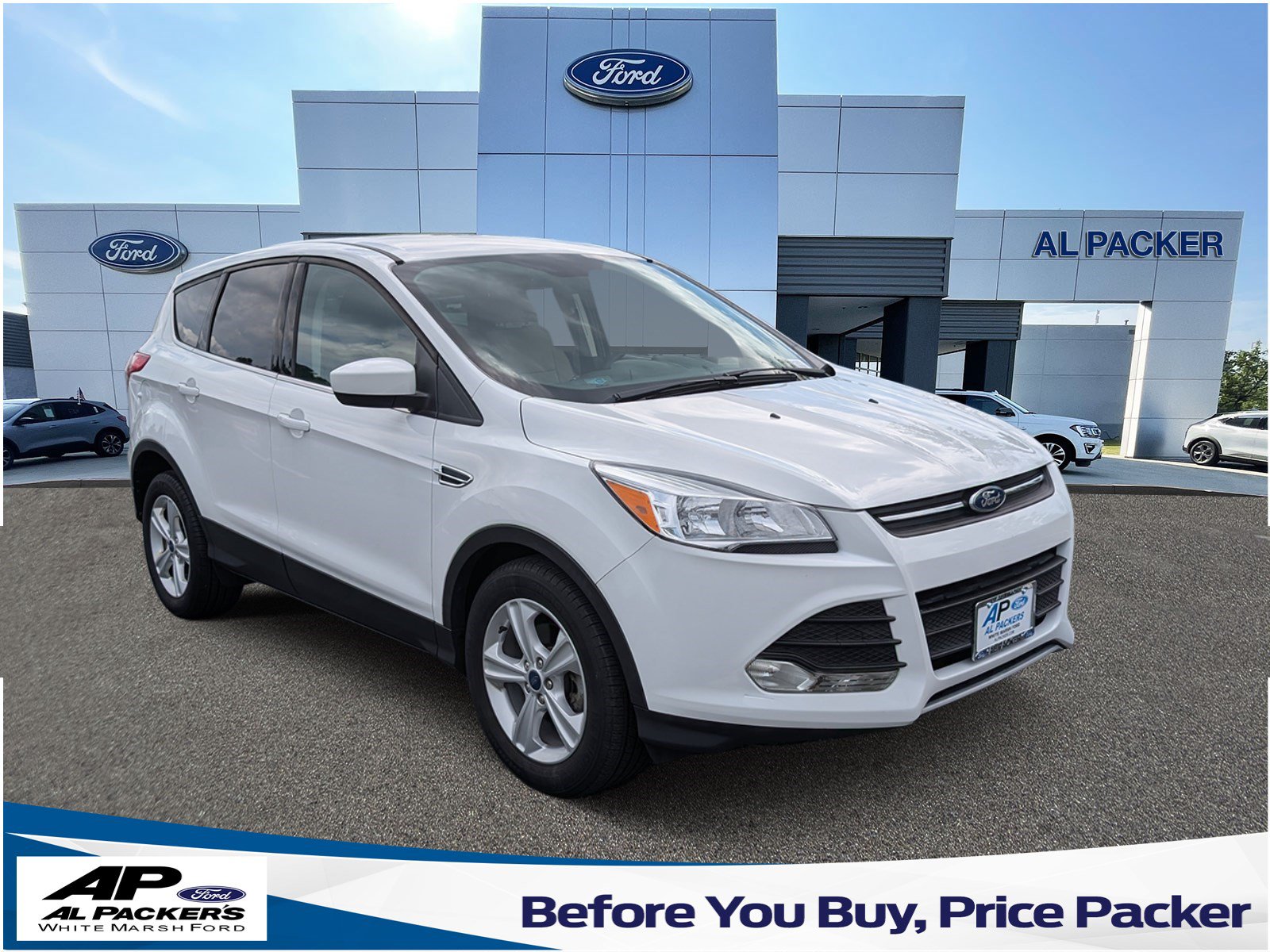 Used 2015 Ford Escape SE FWD image 1