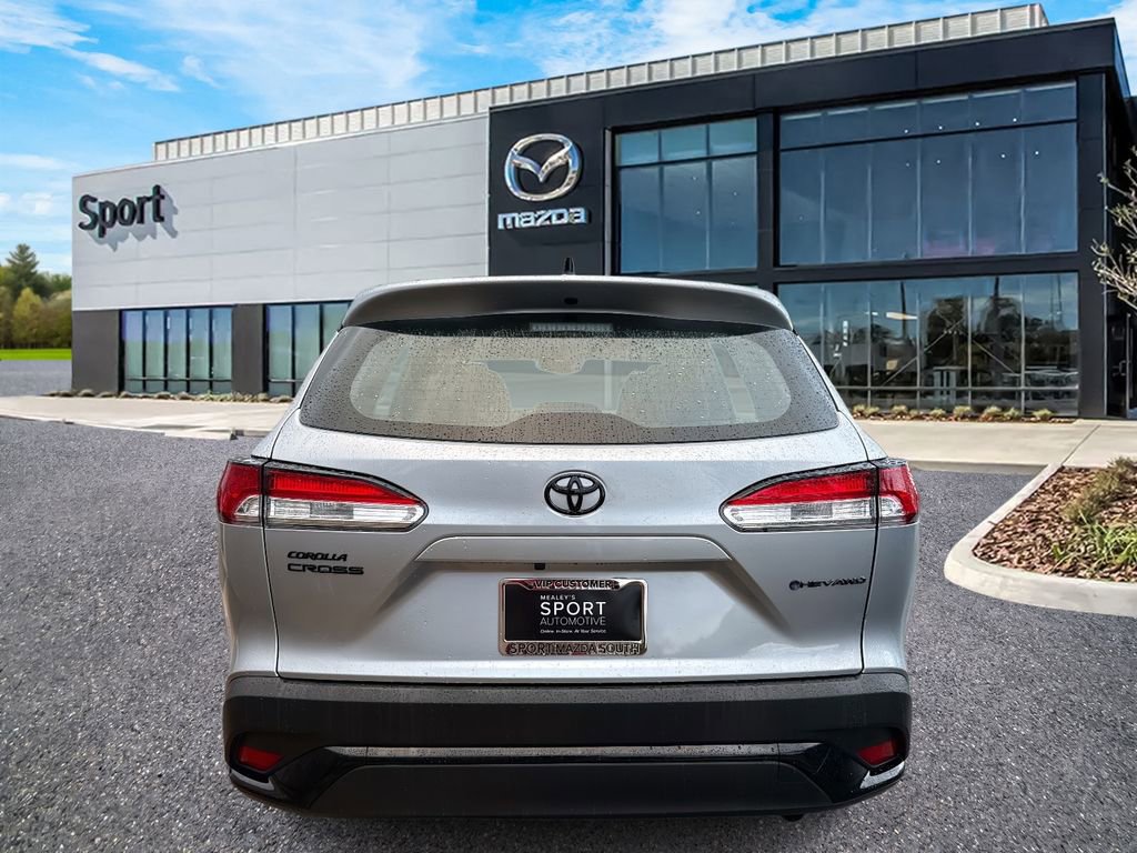 Used 2025 Toyota Corolla Cross AWD Hybrid image 4