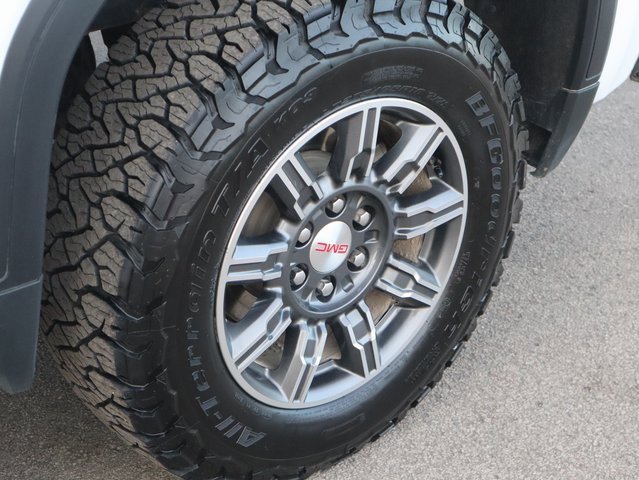 Used 2024 GMC Sierra 1500 AT4 w/ Technology Package image 48