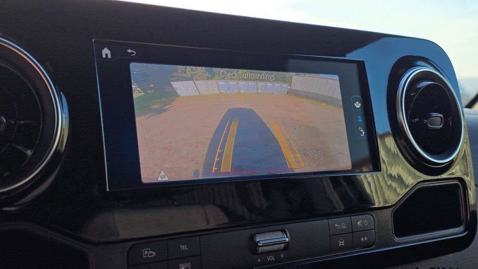 Used 2025 Mercedes-Benz Sprinter 2500 image 31