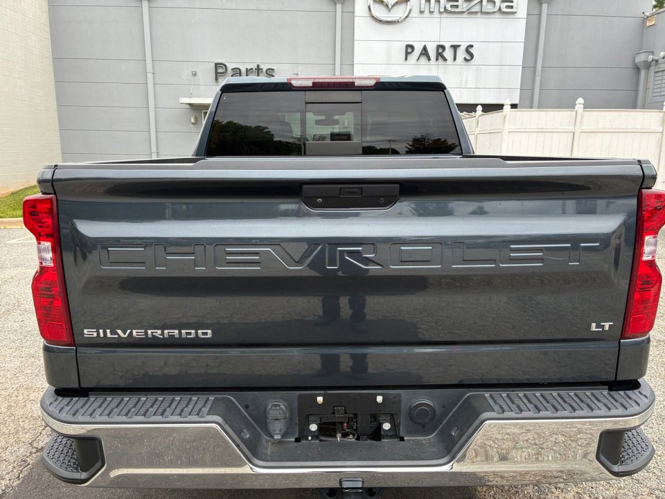 Used 2021 Chevrolet Silverado 1500 LT w/ Convenience Package II AWD/4WD image 18