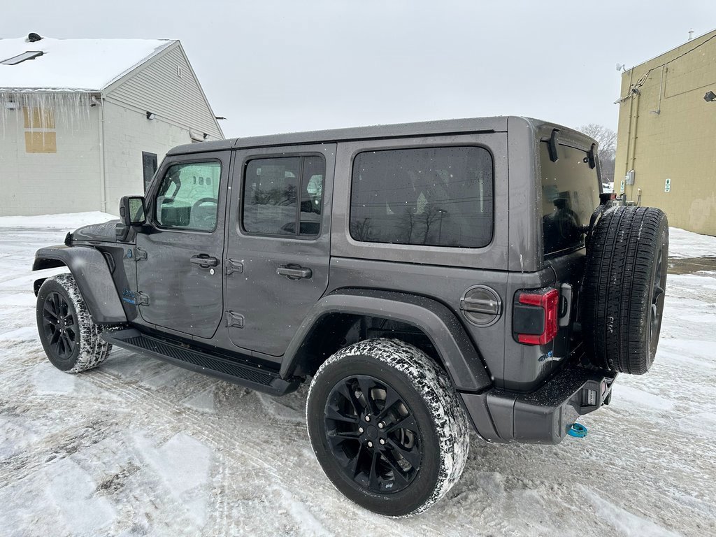 Used 2021 Jeep Wrangler Unlimited Sahara image 16