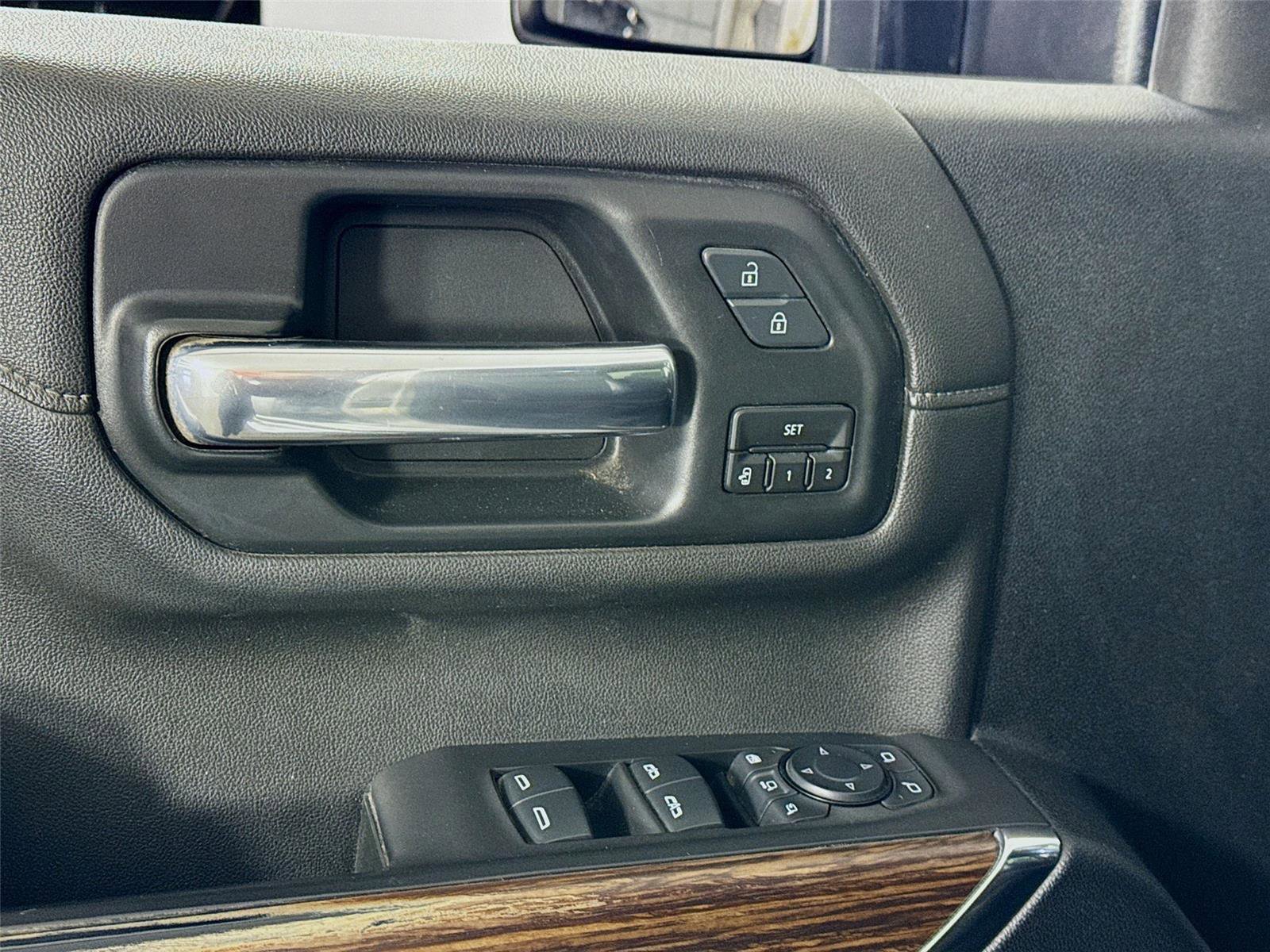 Used 2021 Chevrolet Silverado 3500 High Country w/ Safety Package II image 12