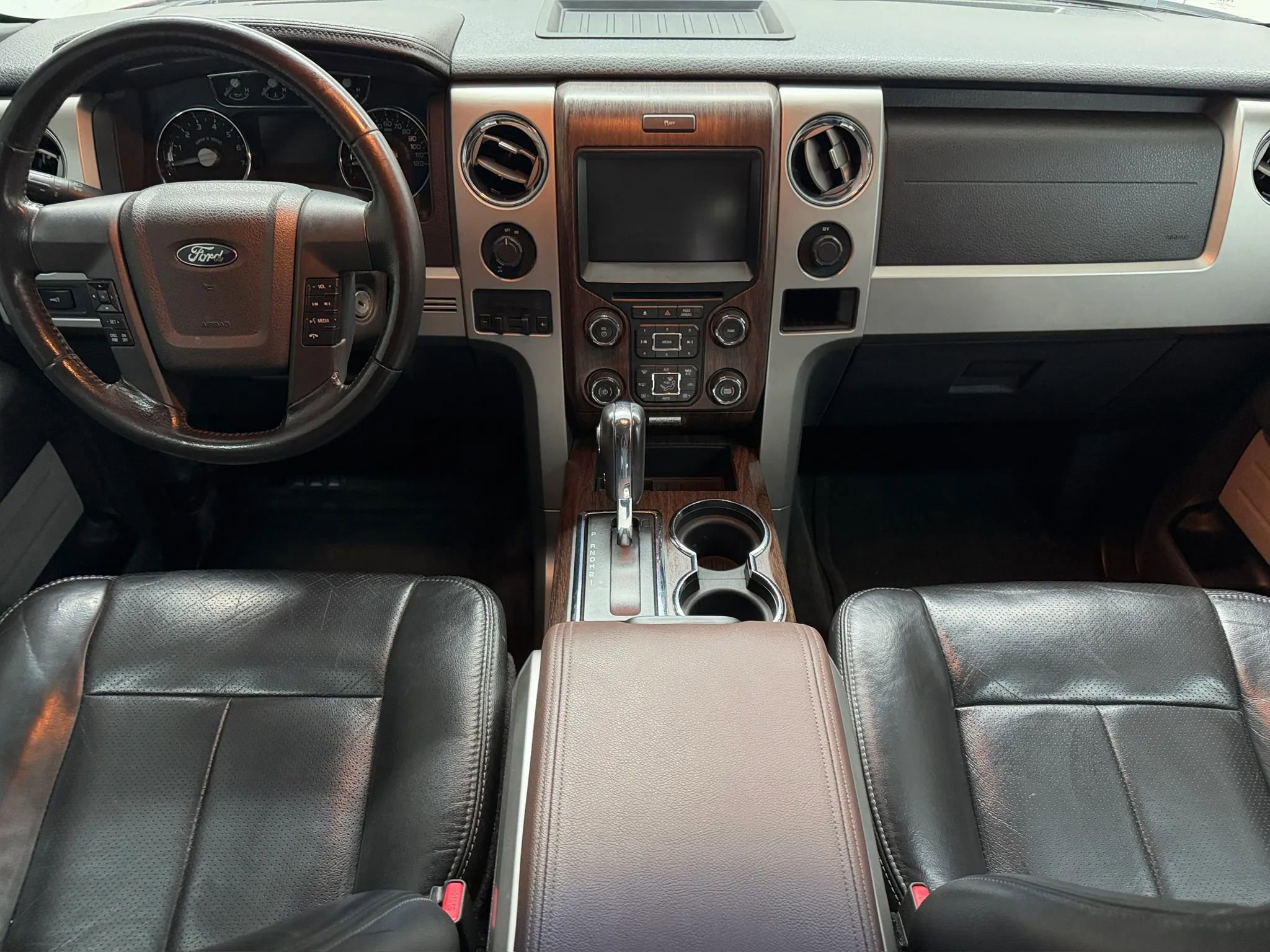 Used 2013 Ford F150 Lariat w/ Mid Equipment Group RWD image 2