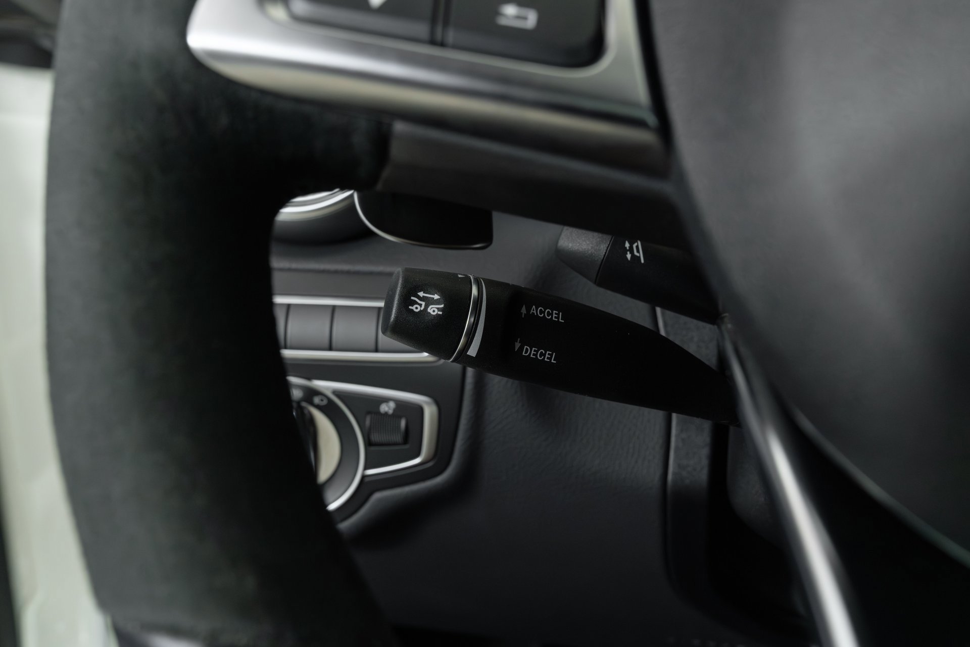 Used 2018 Mercedes-Benz C 63 AMG S w/ Driver Assistance Package image 26