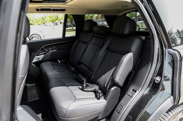 New 2027 Land Rover Range Rover Long Wheelbase SE AWD/4WD image 46