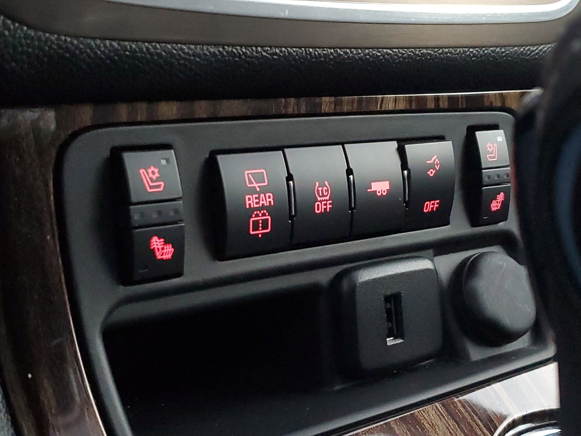 Used 2016 GMC Acadia Denali image 34