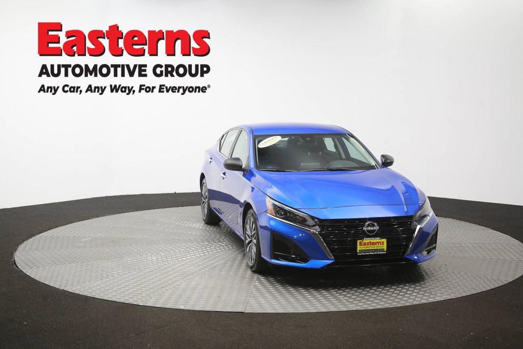 Used 2025 Nissan Altima 2.5 SV FWD image 50
