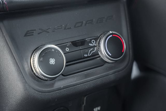 Used 2026 Ford Explorer ST-Line AWD/4WD image 43