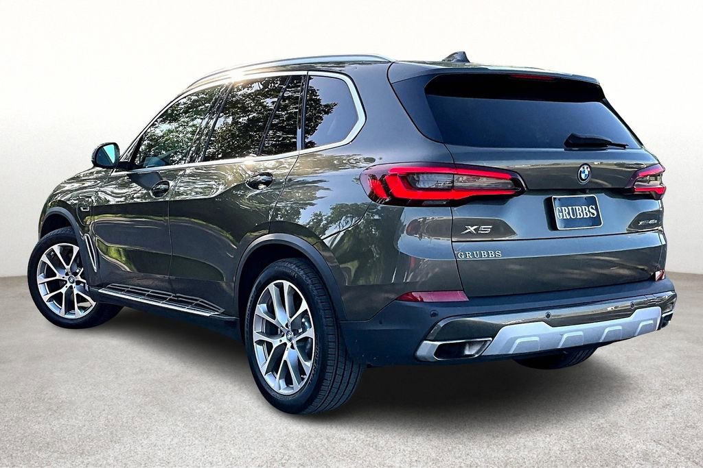 Used 2023 BMW X5 xDrive45e image 17