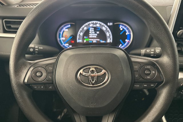 Certified 2025 Toyota RAV4 LE AWD/4WD image 28