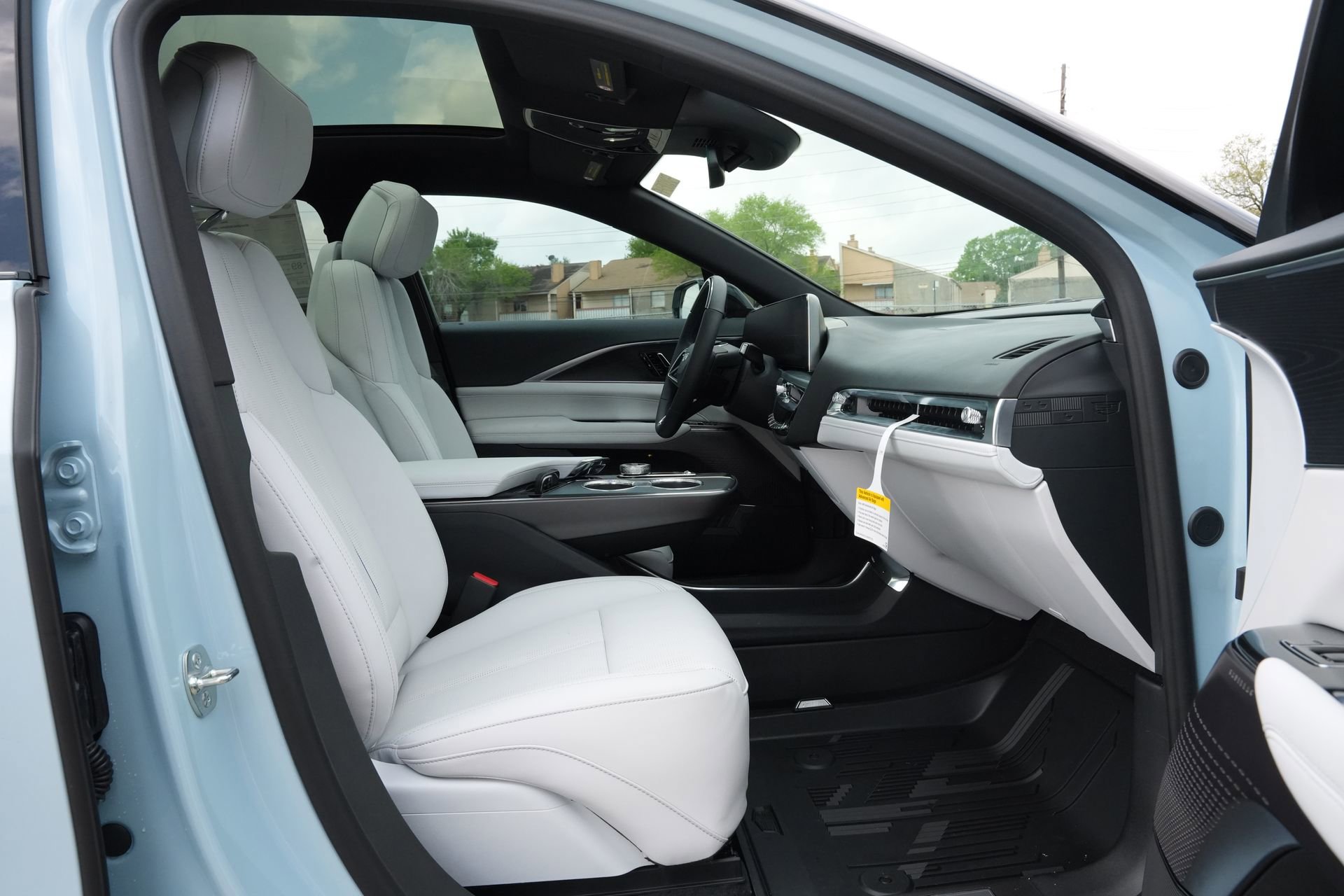 New 2026 Cadillac Lyriq Sport image 27