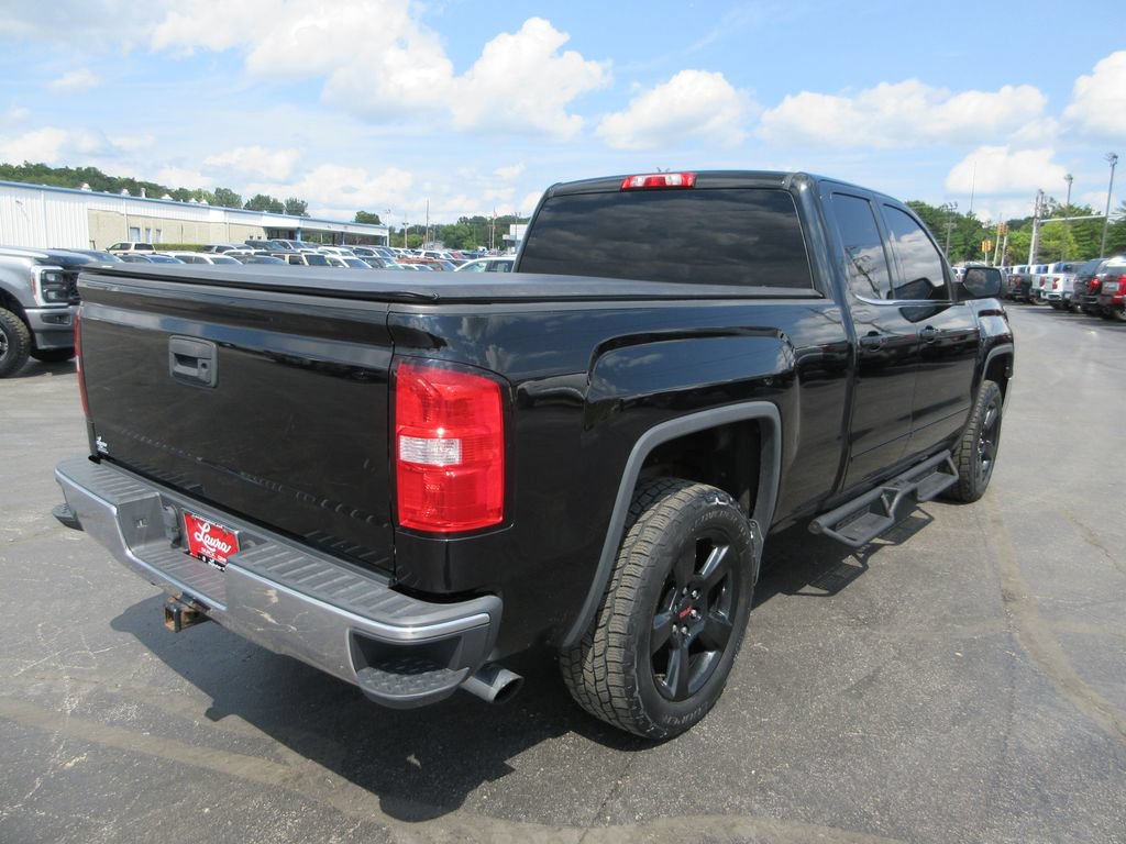 Used 2015 GMC Sierra 1500 SLE w/ SLE Value Package AWD/4WD image 4
