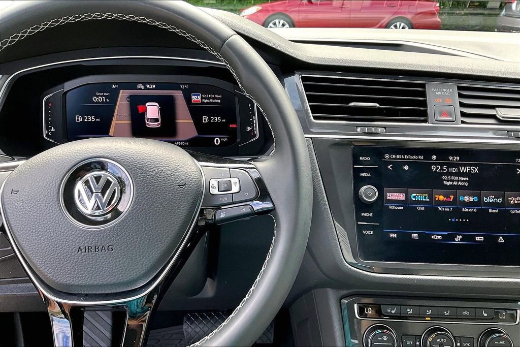 Certified 2021 Volkswagen Tiguan SEL FWD image 25