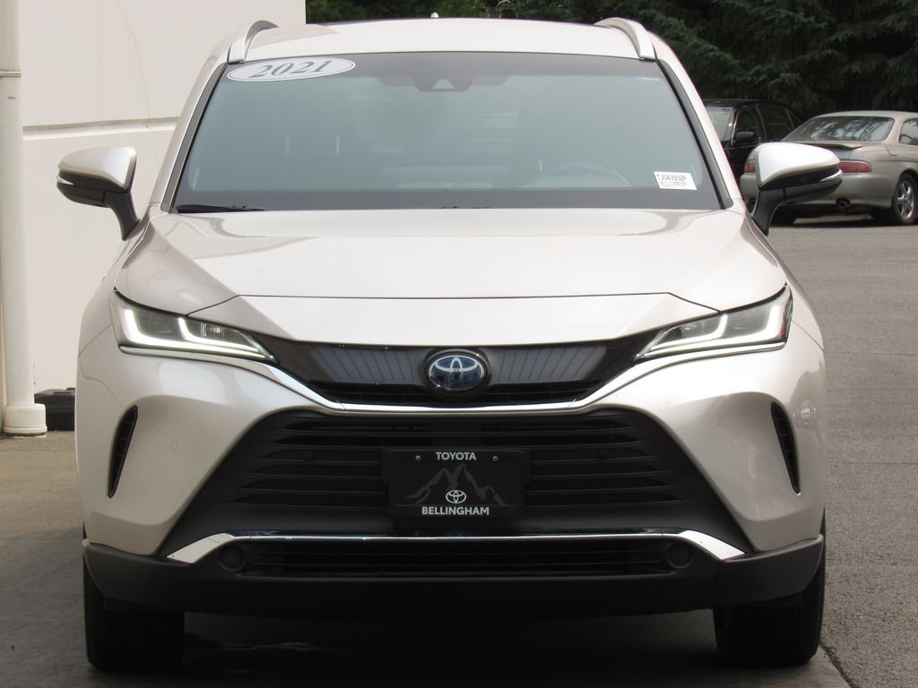 Certified 2021 Toyota Venza XLE w/ Softex Package AWD/4WD image 3