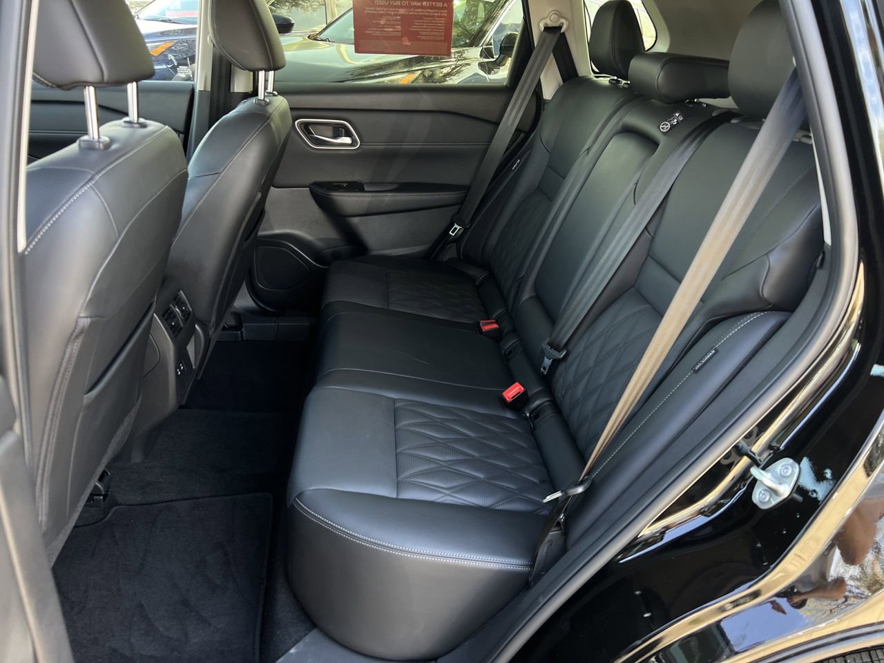 Certified 2025 Nissan Rogue Platinum image 26