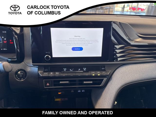 Used 2025 Toyota Camry LE image 28