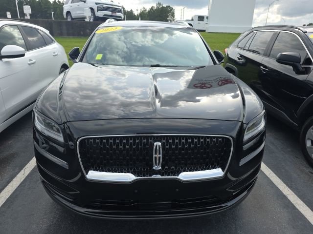 Used 2023 Lincoln Nautilus Reserve w/ Monochromatic Package AWD/4WD image 2