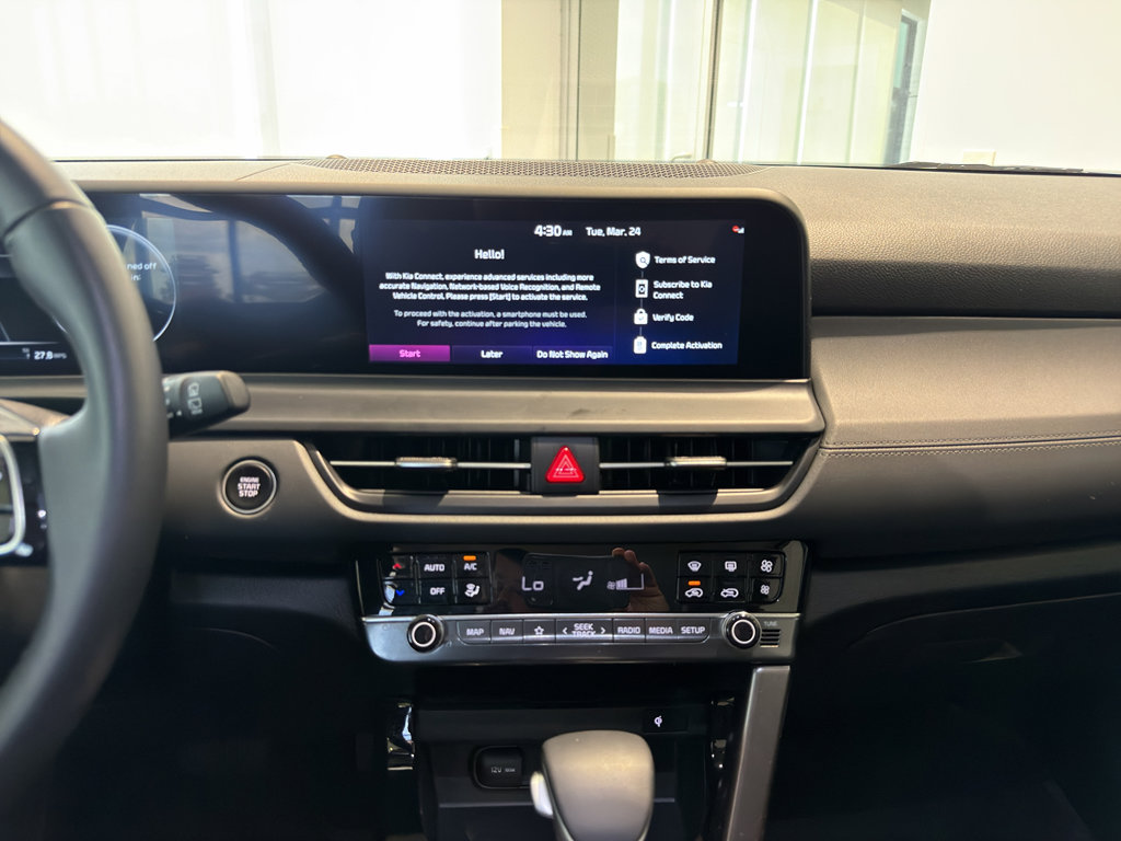 Used 2025 Kia Seltos EX image 16