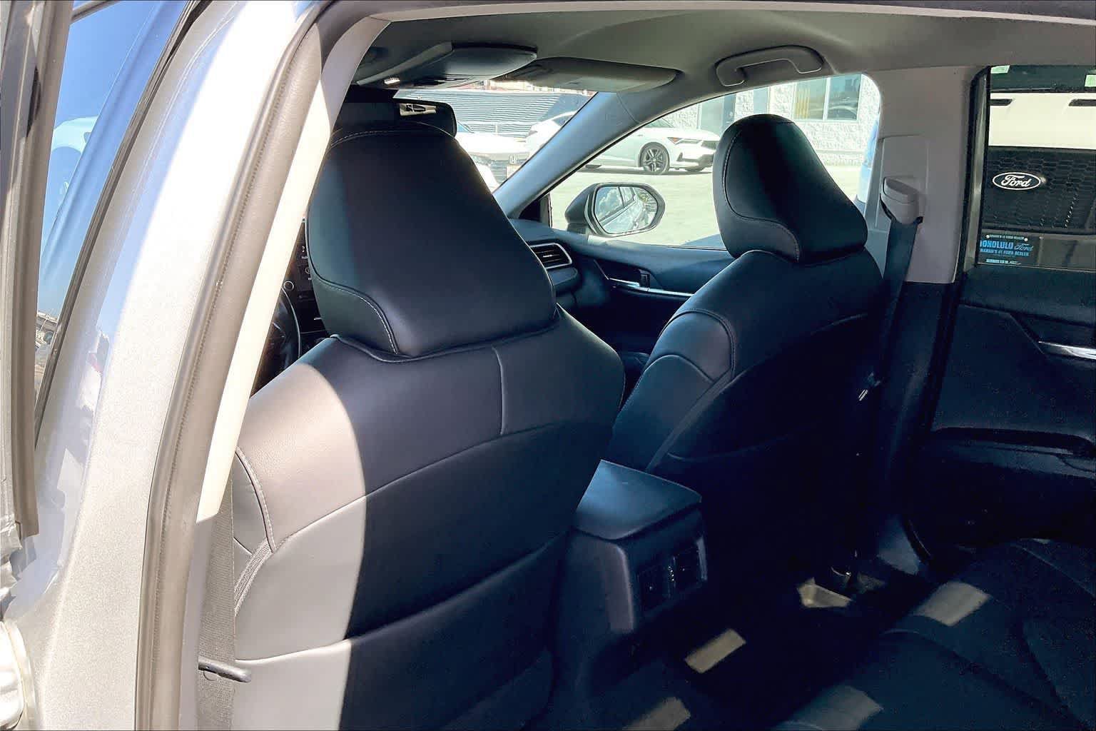 Used 2021 Toyota Camry XSE FWD image 12