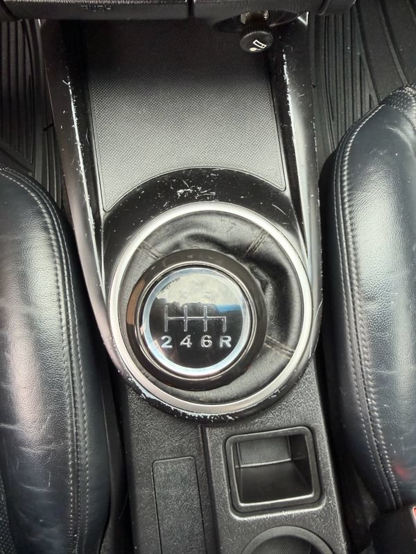 Used 2004 Hyundai Tiburon GT FWD image 39