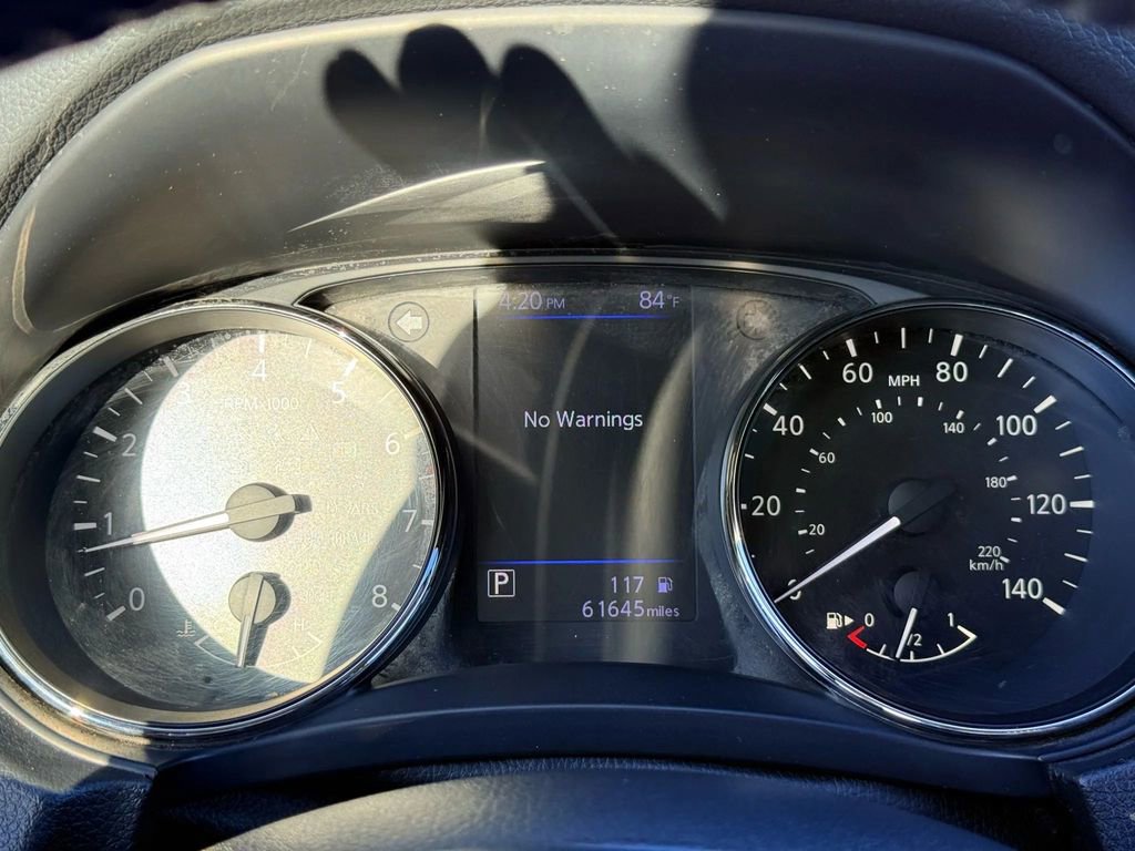 Used 2018 Nissan Rogue SV image 19